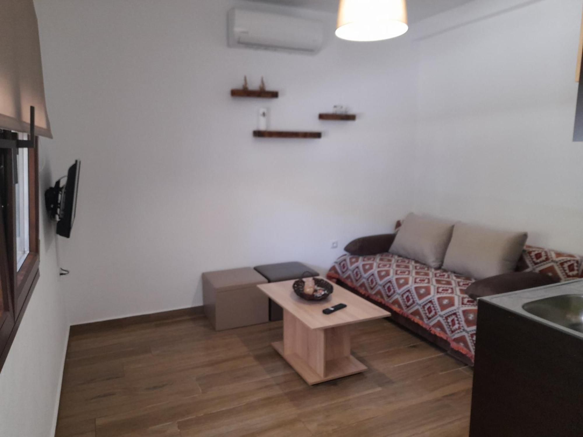 Mad'S Villas Néa Péramos Rum bild