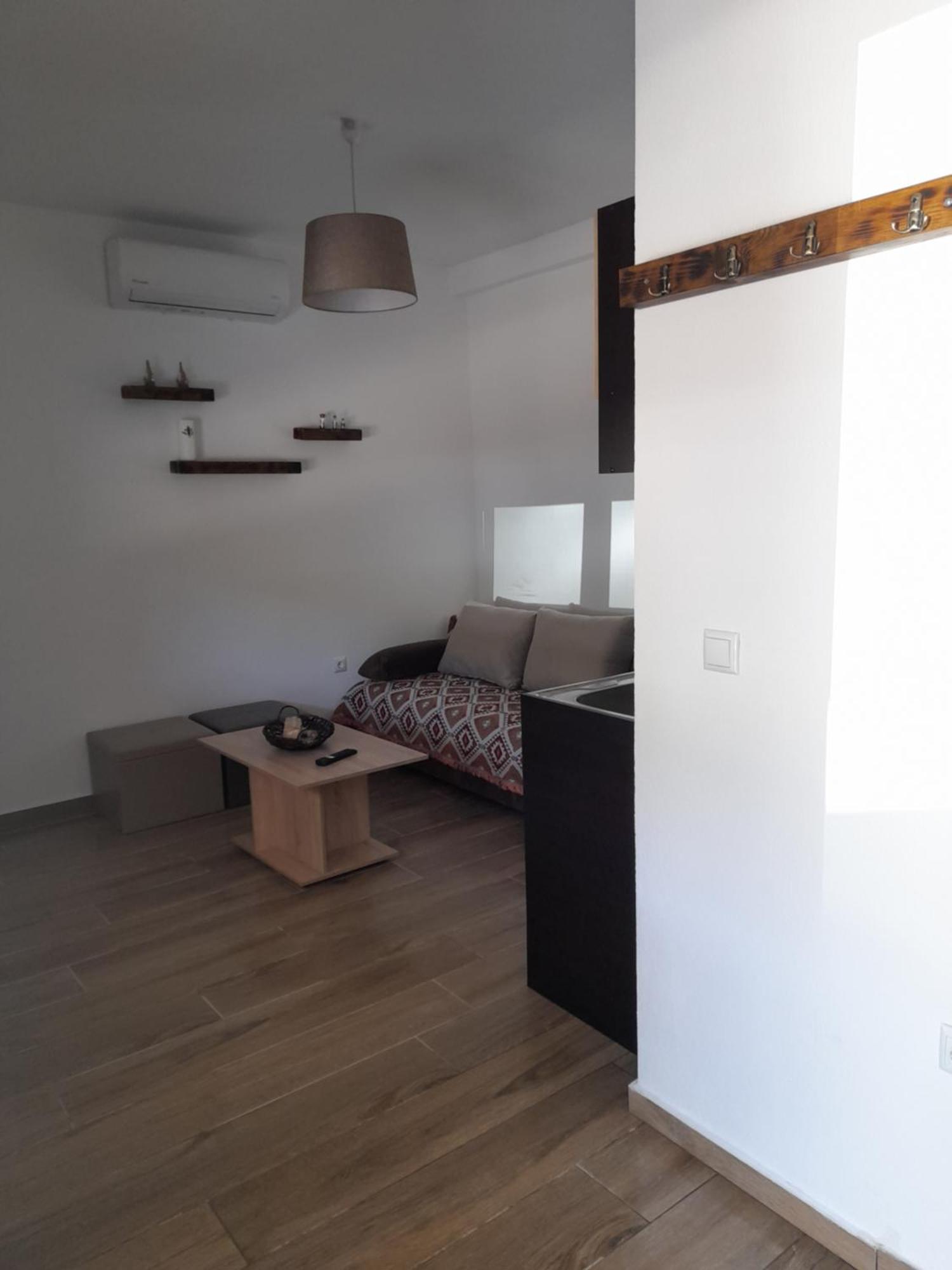 Mad'S Villas Néa Péramos Rum bild